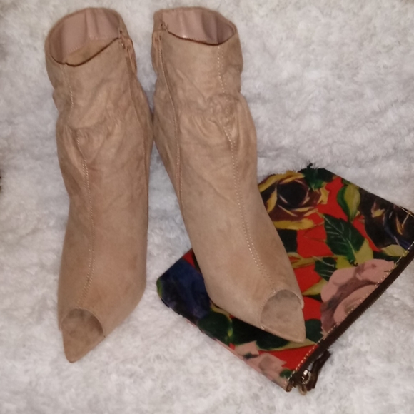 Boho Foxy Footwear Peep Toe Bootie Boots - Picture 4 of 5